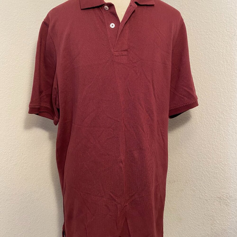 EUC Mens Amazon Essential Maroon Short Sleeved Pullover‎ Shirt Size Small